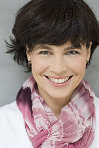 Dr. Catherine Kempf